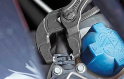 Щипцы для пружинных хомутов, 180 мм KNIPEX 85 51 180 A KN-8551180A — Фирменный магазин Knipex в России